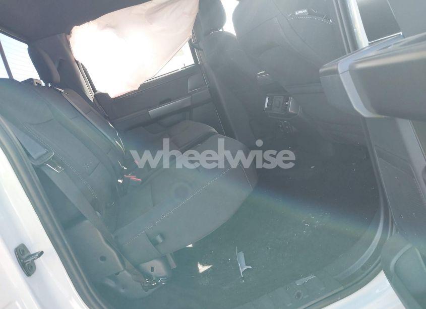 Photo 8 of 2024 Ford F-150 XLT (VIN 1FTFW3L57RFB09230)