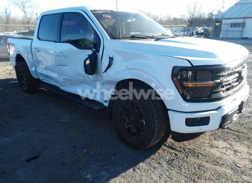2024 Ford F-150 XLT (VIN 1FTFW3L57RKF34020) main photo