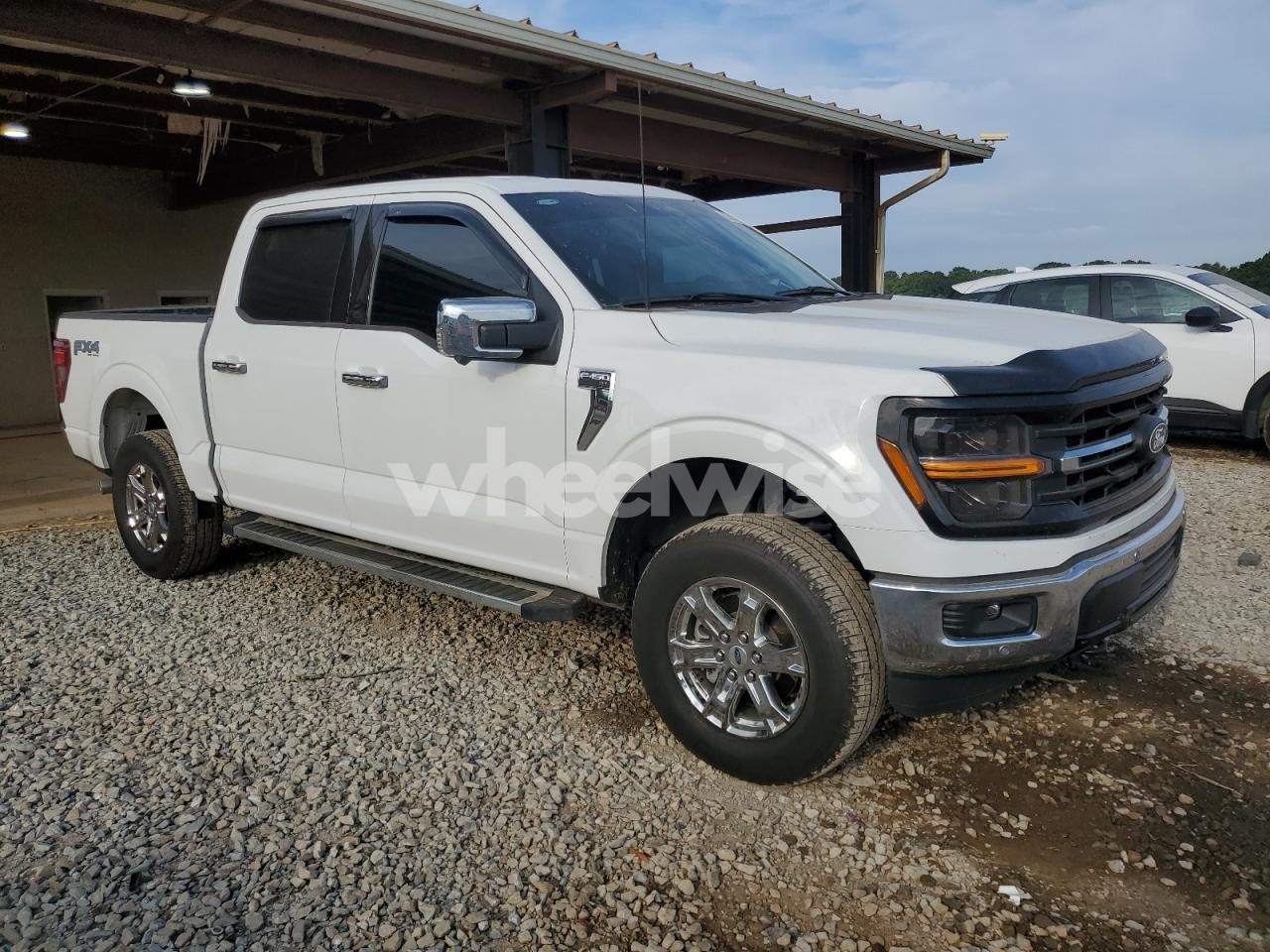 Photo 4 of 2024 FORD F150 XLT (VIN 1FTFW3L5XRKE17452)