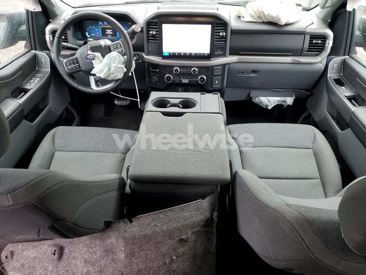 Photo 8 of 2025 FORD F150 XLT (VIN 1FTFW3L86SKE61819)