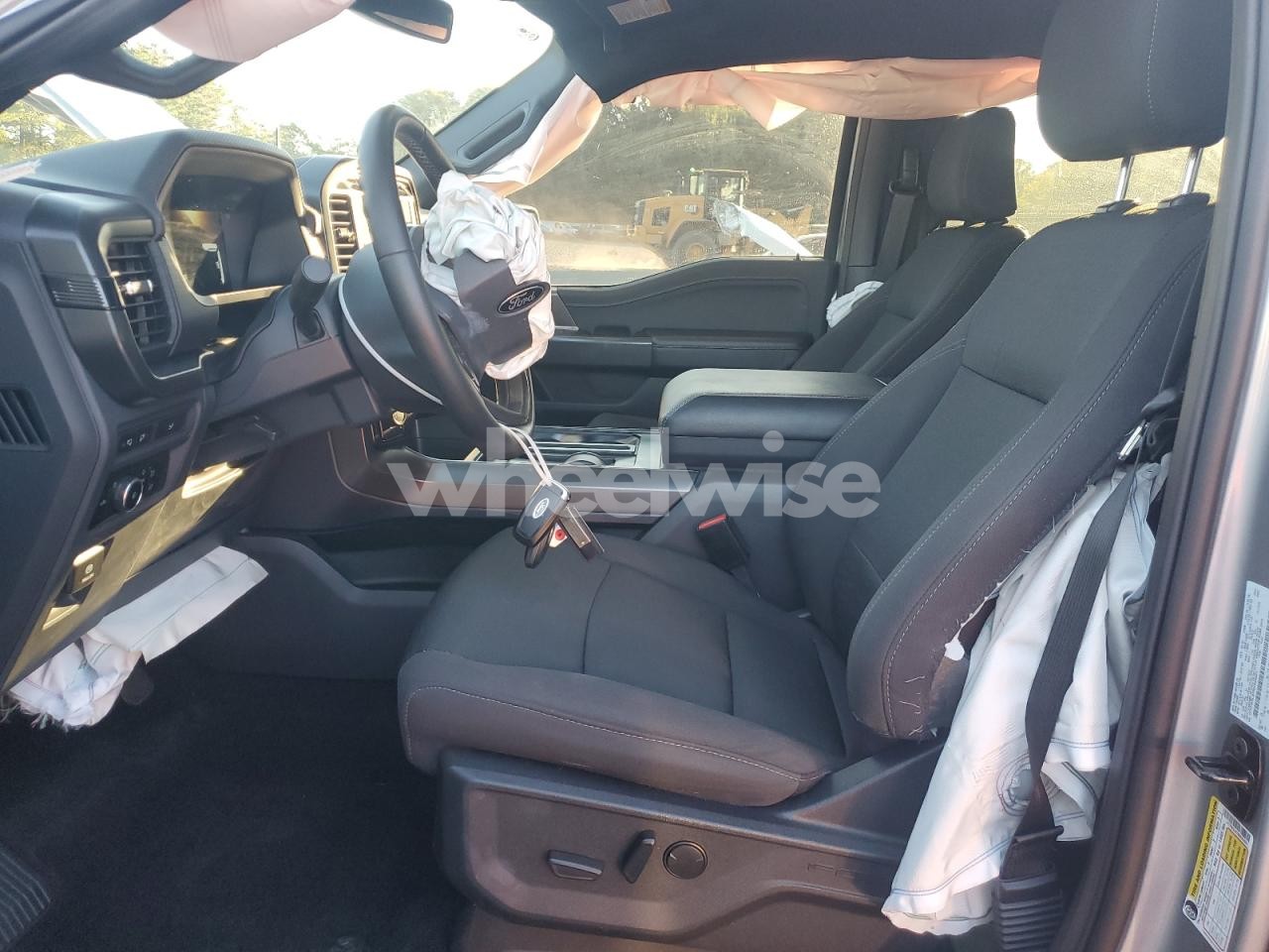 Photo 7 of 2024 FORD F150 XLT (VIN 1FTFW3L87RKD26021)