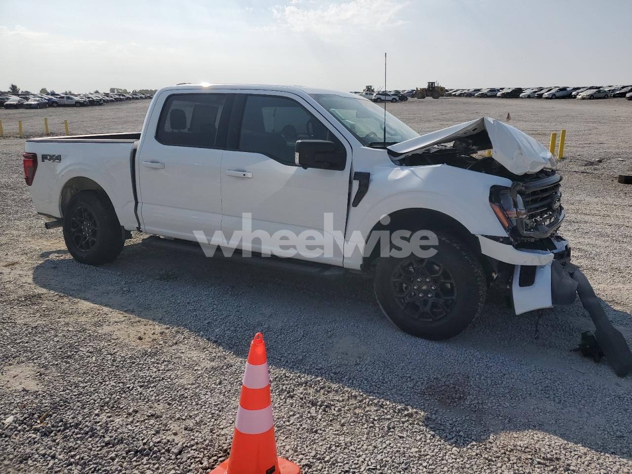 Photo 4 of 2025 FORD F150 XLT (VIN 1FTFW3L8XSKE80390)