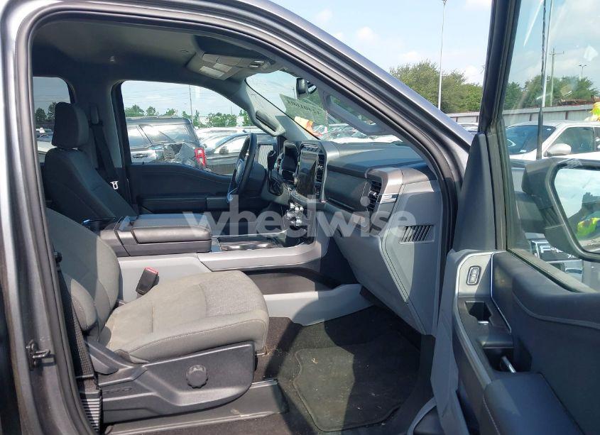 Photo 5 of 2024 Ford F-150 XLT (VIN 1FTFW3LD2RFA75933)