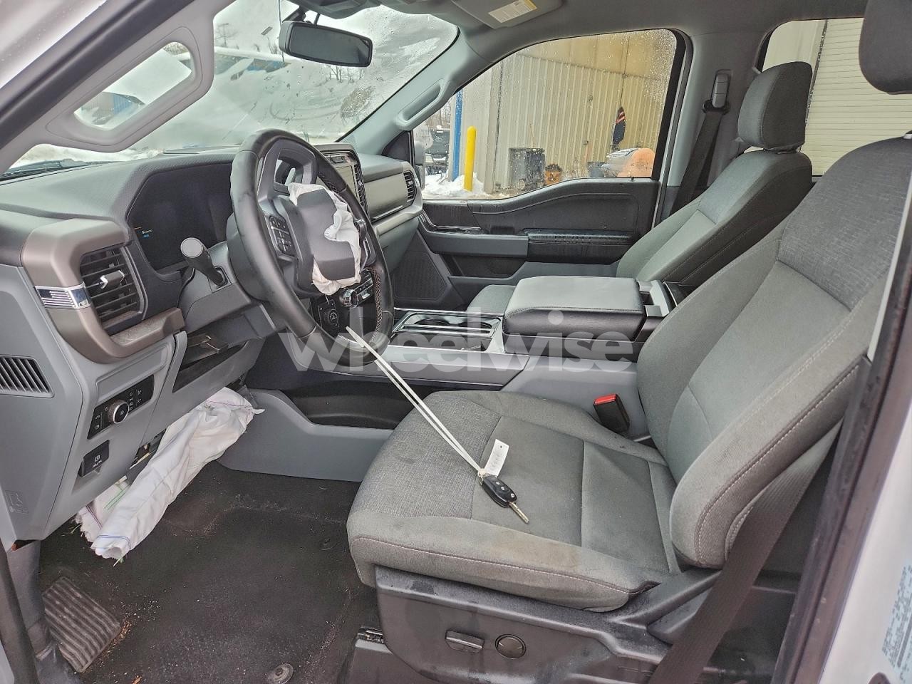 Photo 7 of 2024 FORD F150 XLT (VIN 1FTFW3LD4RFA04202)