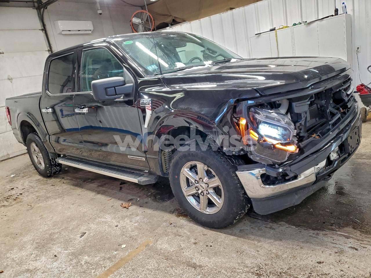 Photo 4 of 2024 FORD F150 XLT (VIN 1FTFW3LD9RFA81924)