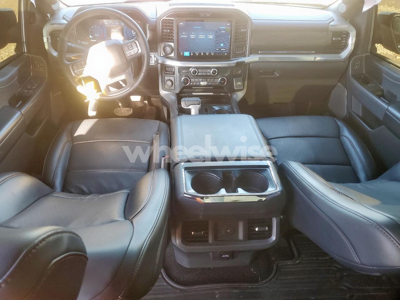 Photo 8 of 2025 FORD F150 LARIAT (VIN 1FTFW5L53SKE17844)