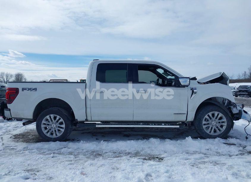 Photo 12 of 2024 Ford F-150 LARIAT (VIN 1FTFW5LD8RFB34639)