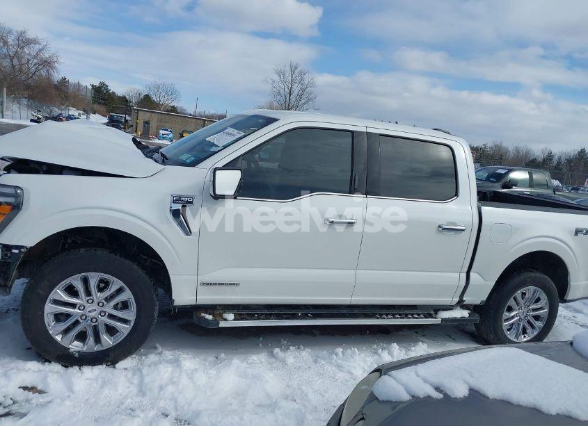 Photo 13 of 2024 Ford F-150 LARIAT (VIN 1FTFW5LD8RFB34639)