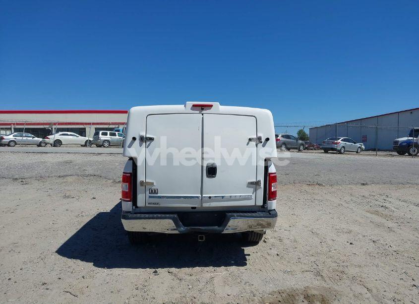 Photo 16 of 2018 Ford F-150 XLT (VIN 1FTFX1C57JKF08037)