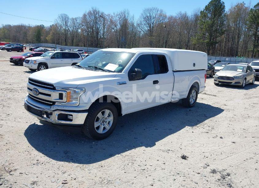 Photo 2 of 2018 Ford F-150 XLT (VIN 1FTFX1C57JKF08037)