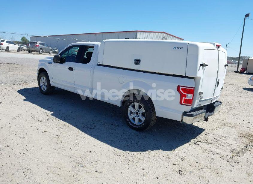 Photo 3 of 2018 Ford F-150 XLT (VIN 1FTFX1C57JKF08037)