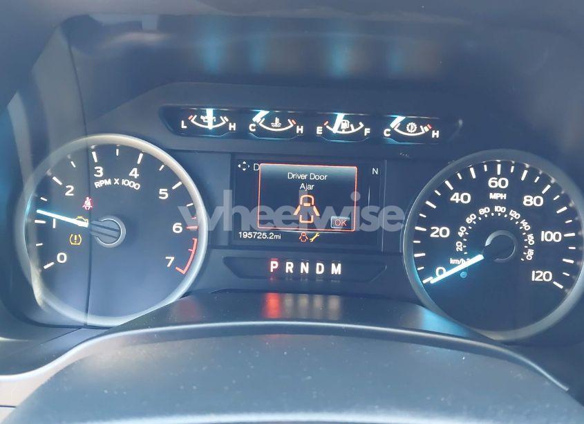 Photo 7 of 2018 Ford F-150 XLT (VIN 1FTFX1C57JKF08037)