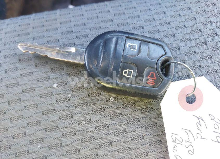 Photo 11 of 2014 Ford F-150 XL (VIN 1FTFX1CF0EKF95200)