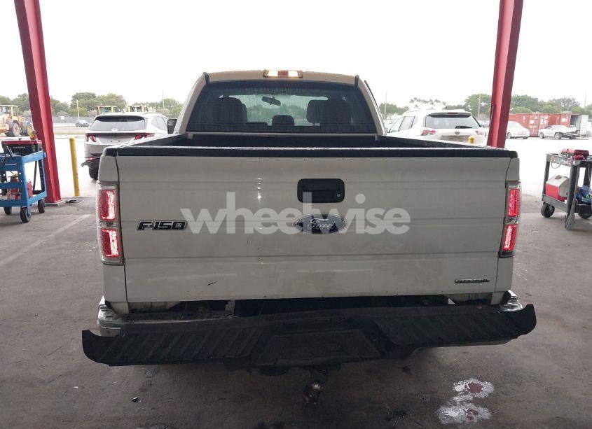 Photo 16 of 2014 Ford F-150 XLT (VIN 1FTFX1CF1EFC09487)