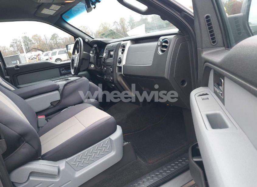 Photo 5 of 2013 Ford F-150 XLT (VIN 1FTFX1CF2DFA25996)