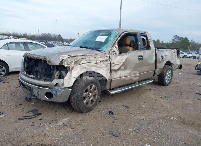 Photo 2 of 2013 Ford F-150 XLT (VIN 1FTFX1CF2DKG17552)