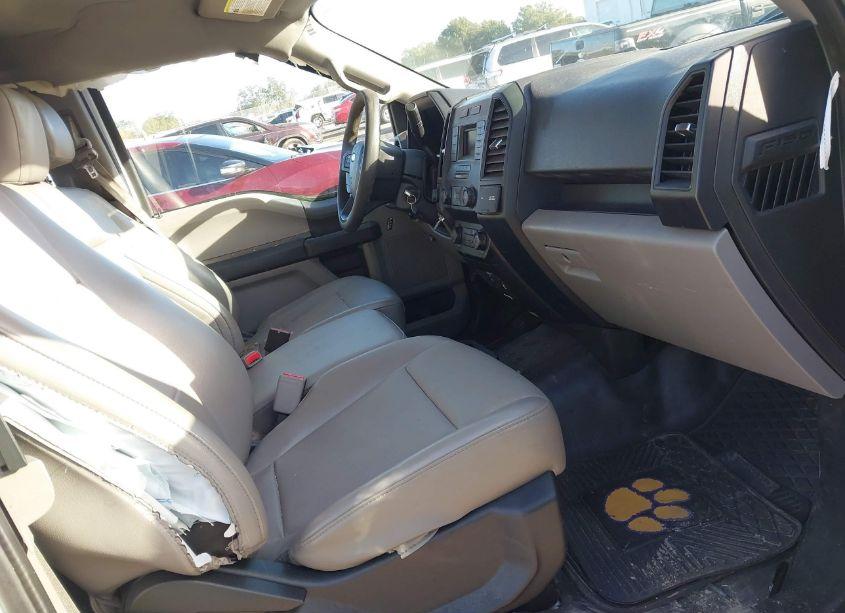 Photo 5 of 2017 Ford F-150 XL (VIN 1FTFX1CF2HKC37469)