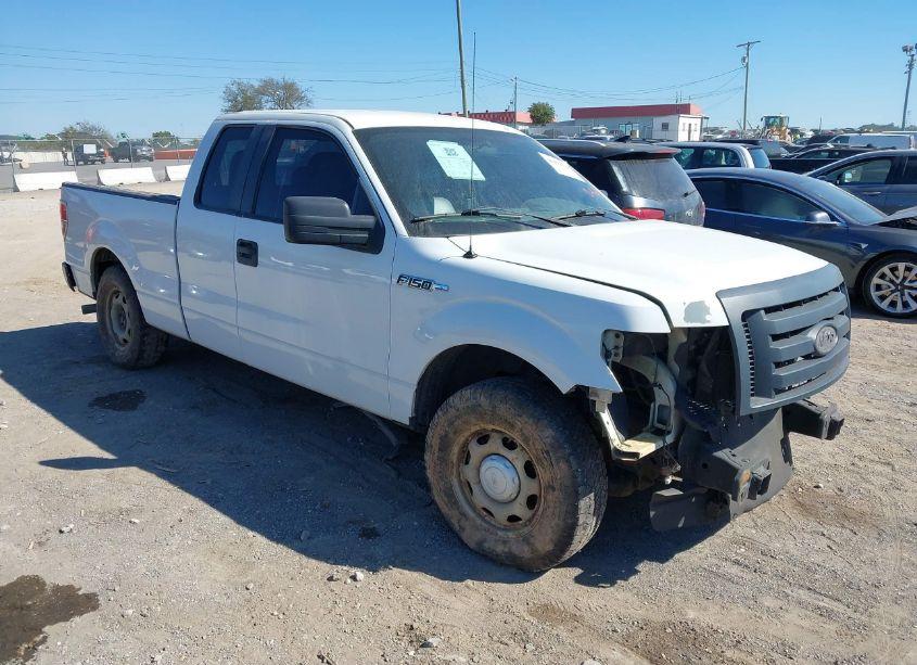 2012 Ford F-150 XL (VIN 1FTFX1CF4CKE24365) main photo