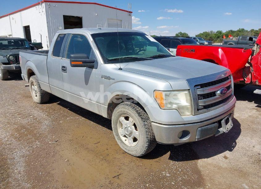 2013 Ford F-150 XLT (VIN 1FTFX1CF6DFD82369) main photo