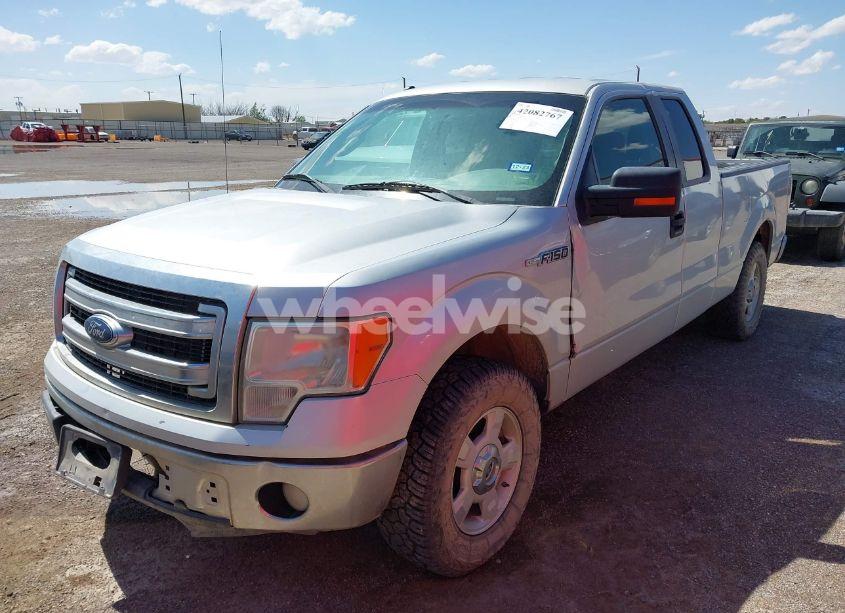 Photo 2 of 2013 Ford F-150 XLT (VIN 1FTFX1CF6DFD82369)
