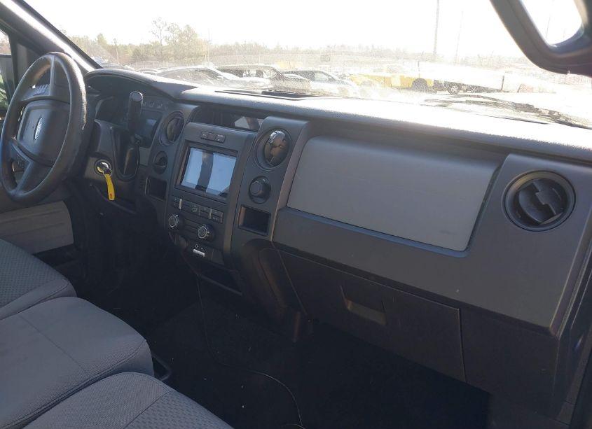 Photo 5 of 2013 Ford F-150 STX (VIN 1FTFX1CF6DKF83289)