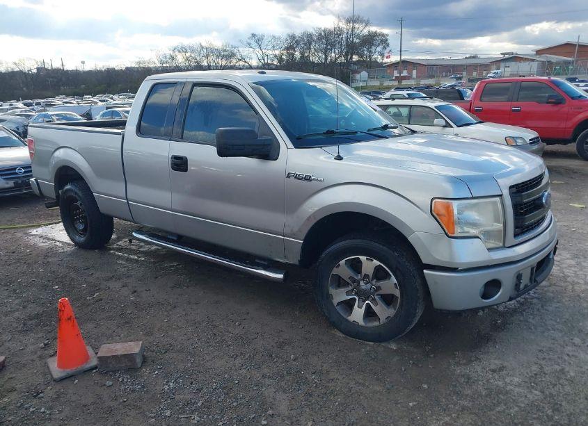 2013 Ford F-150 STX (VIN 1FTFX1CF7DFB95738) main photo