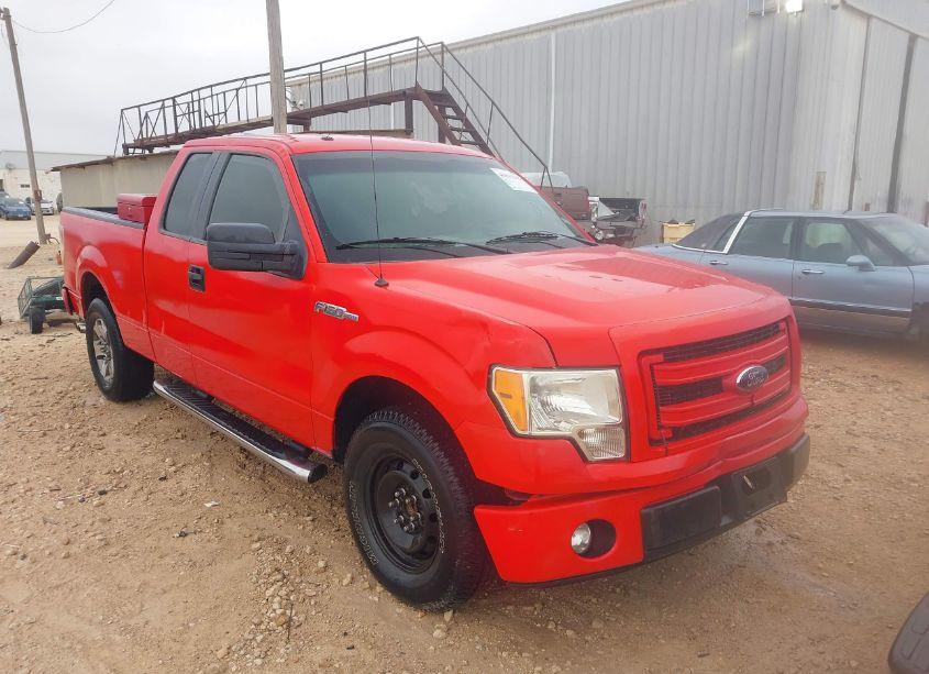 2013 Ford F-150 STX (VIN 1FTFX1CF7DFD48067) main photo