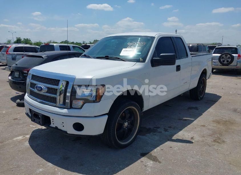 Photo 2 of 2013 Ford F-150 XL (VIN 1FTFX1CF7DKF84936)
