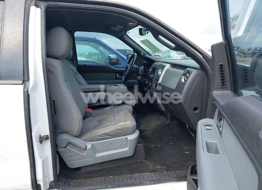 Photo 5 of 2013 Ford F-150 XLT (VIN 1FTFX1CF8DFA73860)