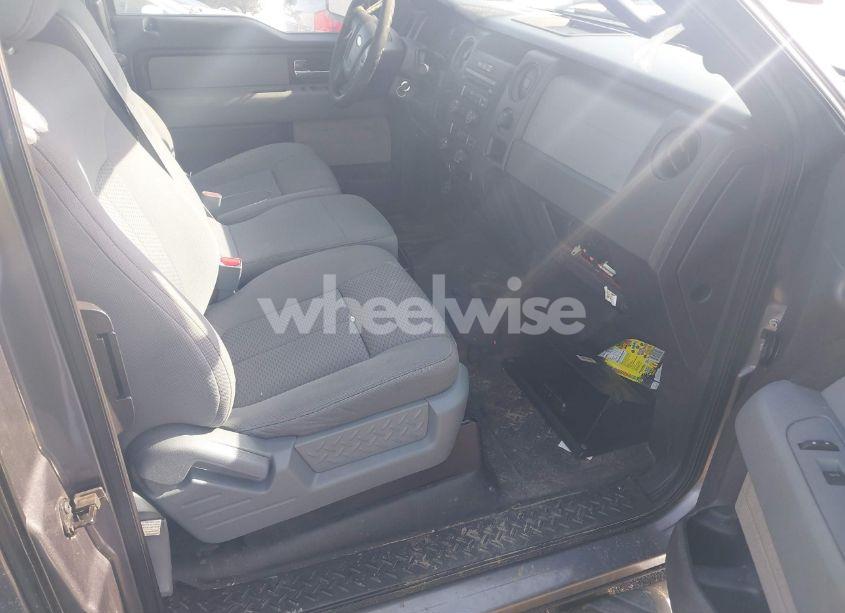 Photo 5 of 2013 Ford F-150 STX (VIN 1FTFX1CF8DKD57142)