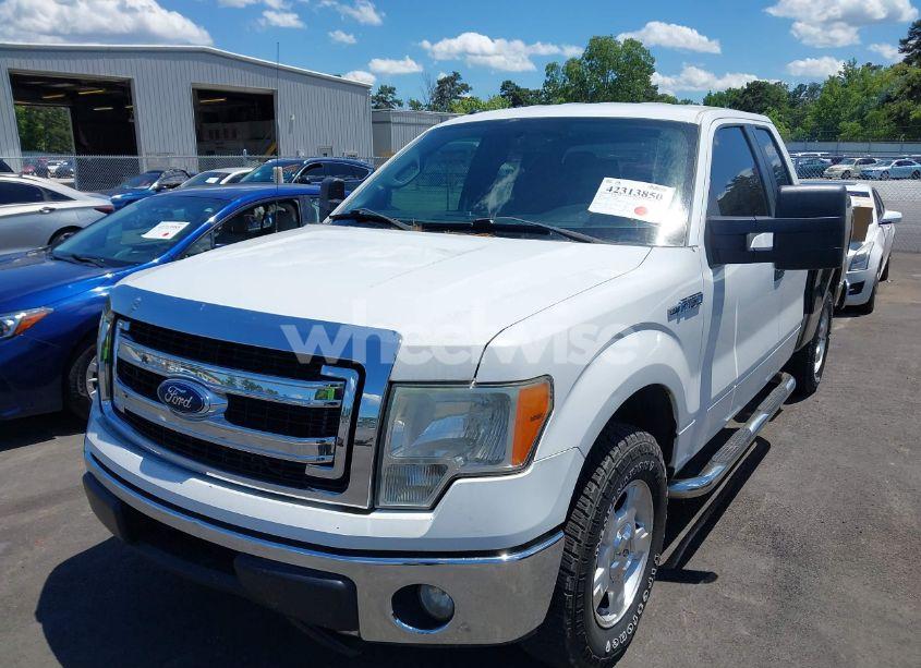 Photo 2 of 2014 Ford F-150 XLT (VIN 1FTFX1CF9EFA98493)