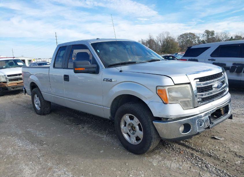 2013 Ford F-150 XLT (VIN 1FTFX1CFXDFA21212) main photo
