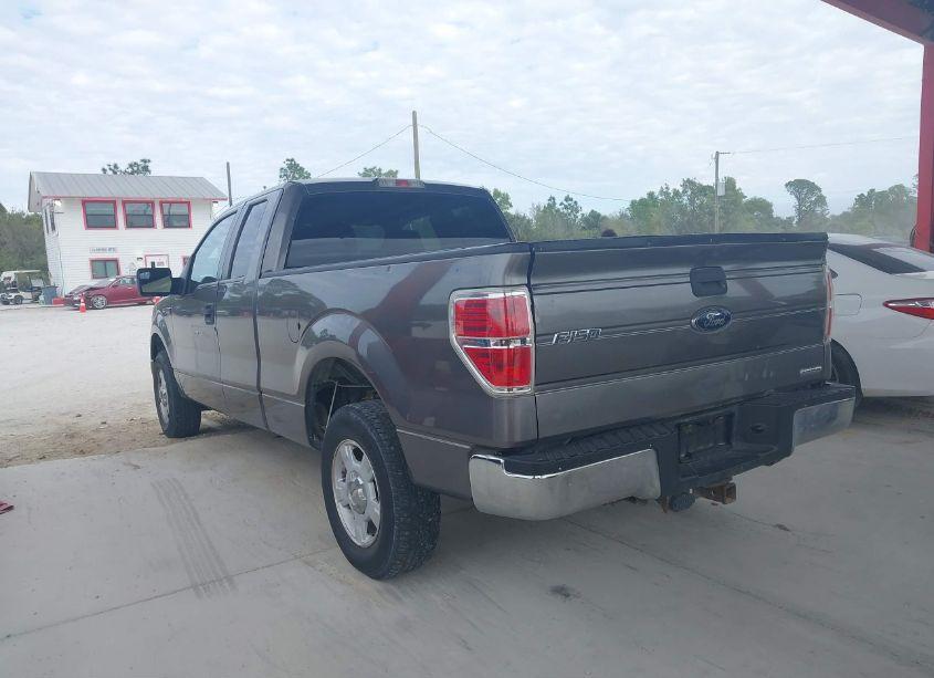 Photo 3 of 2013 Ford F-150 XLT (VIN 1FTFX1CFXDFA75237)