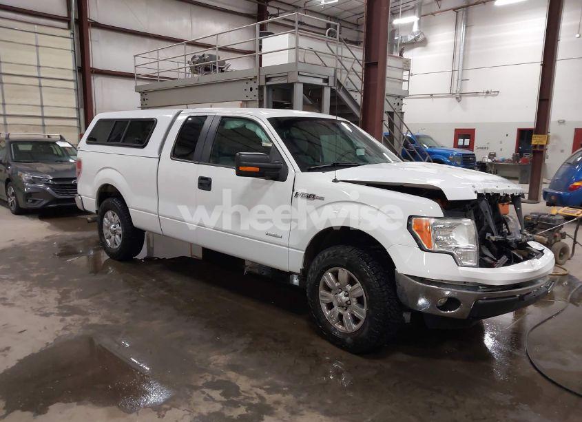 2011 Ford F-150 XLT (VIN 1FTFX1CT4BFB57922) main photo