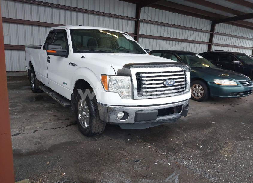 2011 Ford F-150 XLT (VIN 1FTFX1CT6BFC10586) main photo