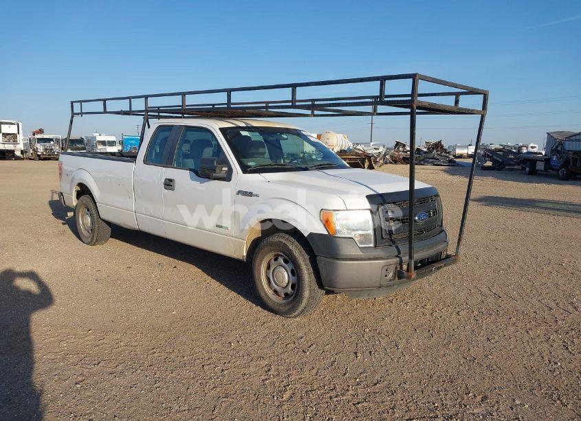2014 Ford F-150 XL (VIN 1FTFX1CT8EKG36033) main photo