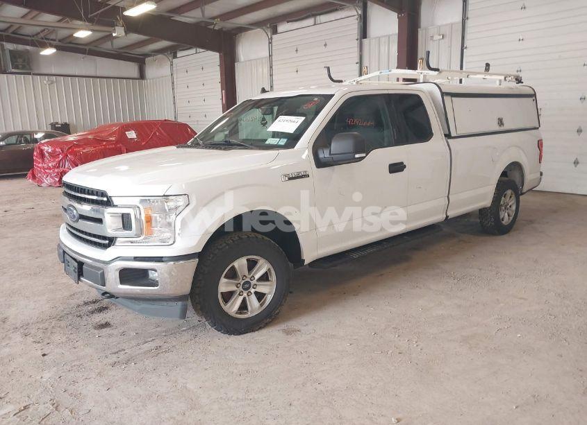 Photo 2 of 2019 Ford F-150 XLT (VIN 1FTFX1E44KKC43468)