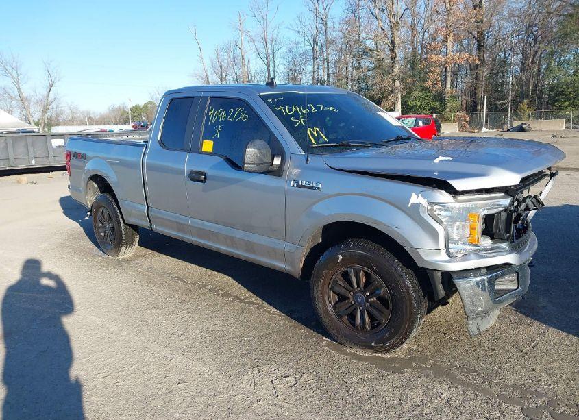2020 Ford F-150 XL (VIN 1FTFX1E49LKF57022) main photo