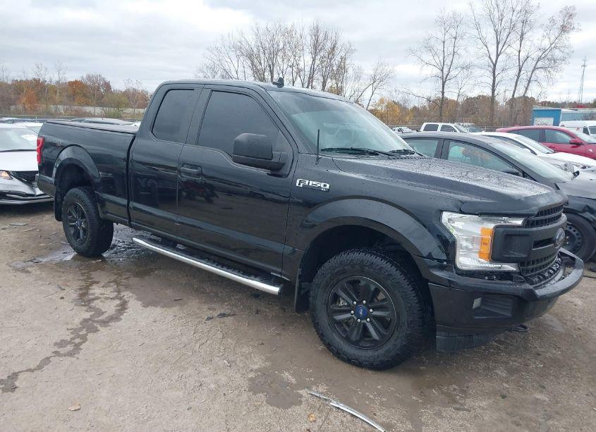 2020 Ford F-150 XL (VIN 1FTFX1E4XLFB29405) main photo