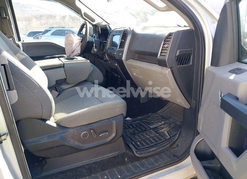 Photo 5 of 2018 Ford F-150 XLT (VIN 1FTFX1E50JKD30582)