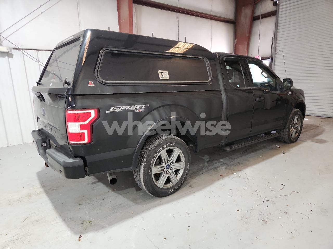 Photo 3 of 2019 FORD F150 SUPER CAB (VIN 1FTFX1E50KFA26906)