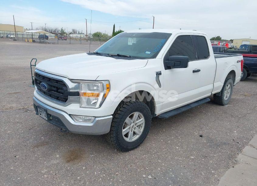 Photo 2 of 2021 Ford F-150 XLT (VIN 1FTFX1E50MFB29732)