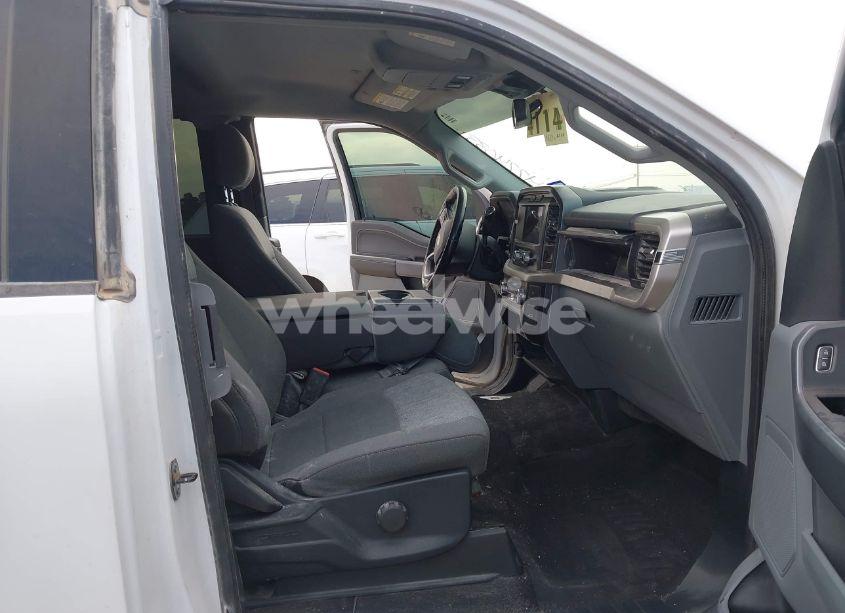 Photo 5 of 2021 Ford F-150 XLT (VIN 1FTFX1E50MFB29732)