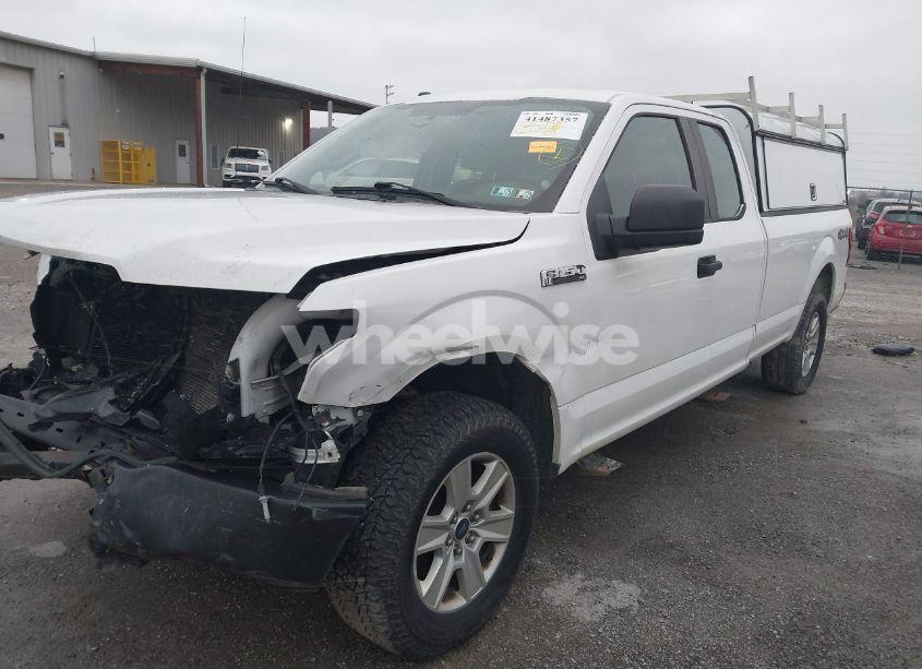 Photo 2 of 2018 Ford F-150 XL (VIN 1FTFX1E51JKC18177)