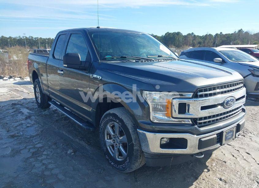2018 Ford F-150 XLT (VIN 1FTFX1E52JFA58304) main photo