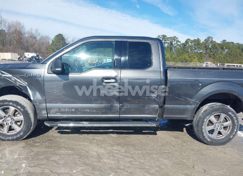 Photo 14 of 2018 Ford F-150 XLT (VIN 1FTFX1E52JFA58304)