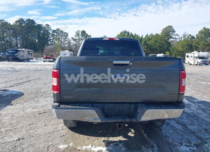 Photo 16 of 2018 Ford F-150 XLT (VIN 1FTFX1E52JFA58304)