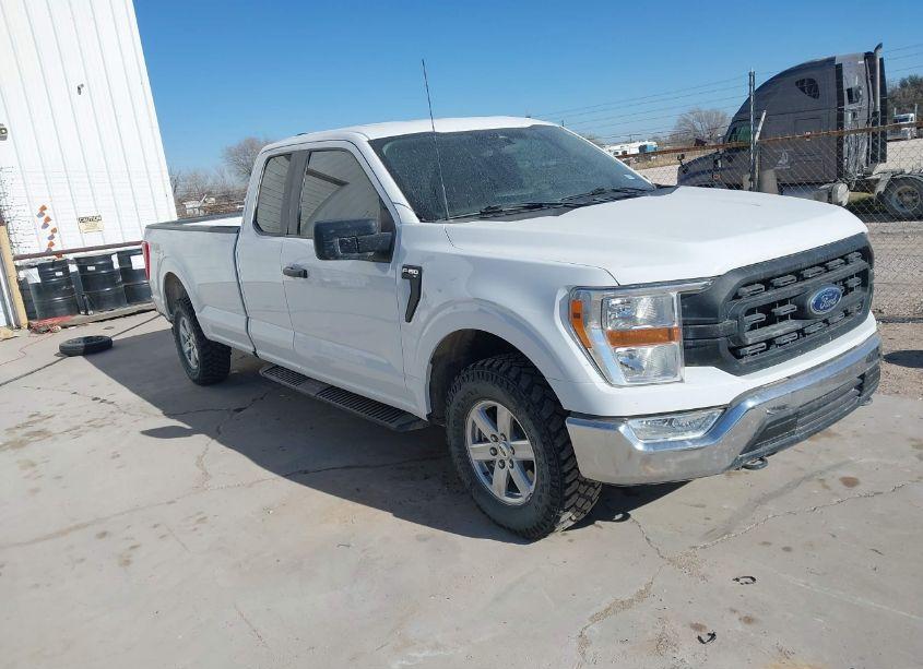 2022 Ford F-150 XL (VIN 1FTFX1E52NKD64657) main photo
