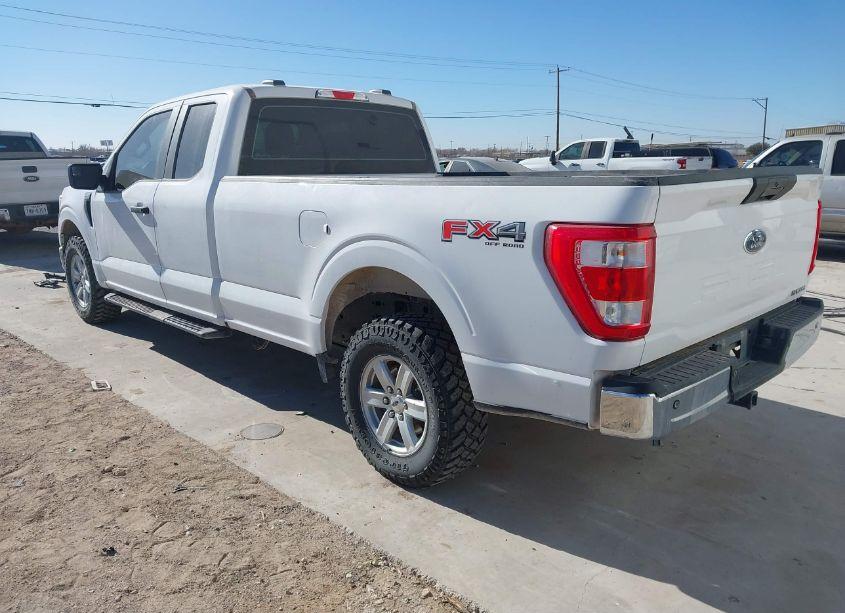 Photo 3 of 2022 Ford F-150 XL (VIN 1FTFX1E52NKD64657)