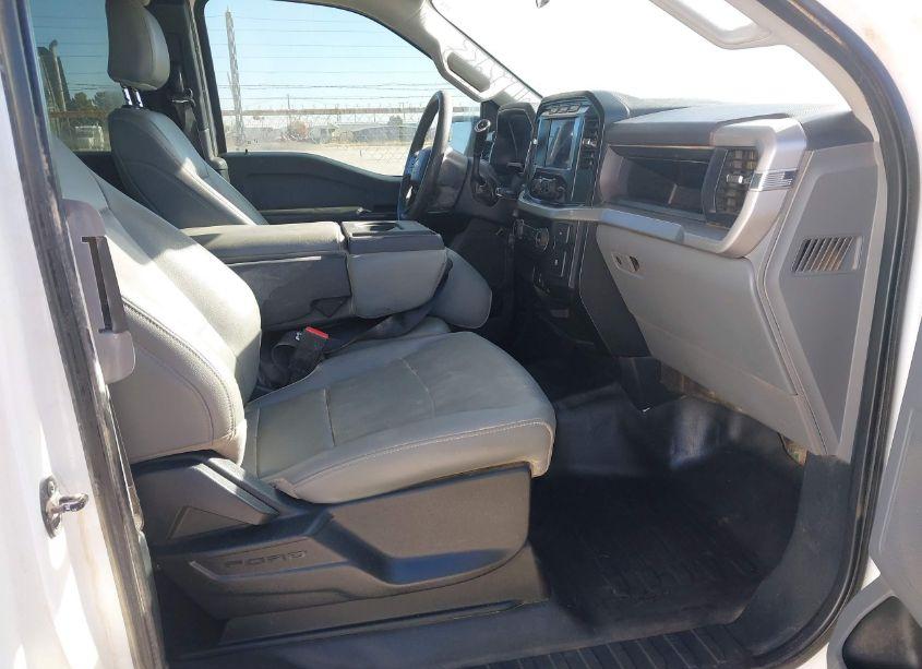 Photo 5 of 2022 Ford F-150 XL (VIN 1FTFX1E52NKD64657)